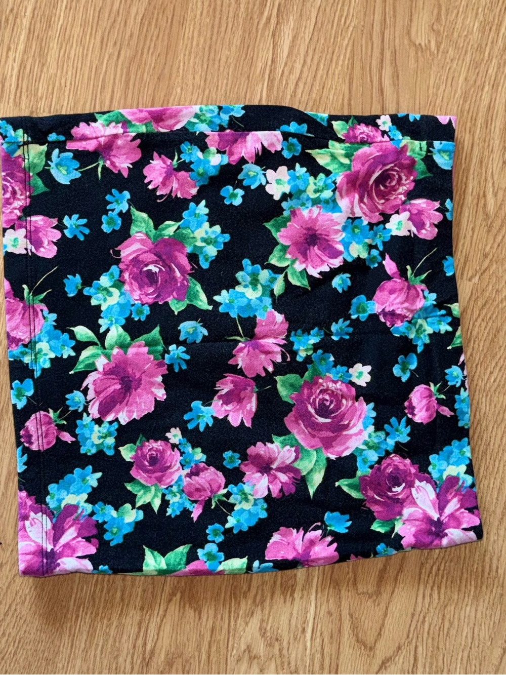 Forever 21 Girls Black Floral Mini Skirt Pink Blue Stretch Pull On Size S - Picture 4 of 4